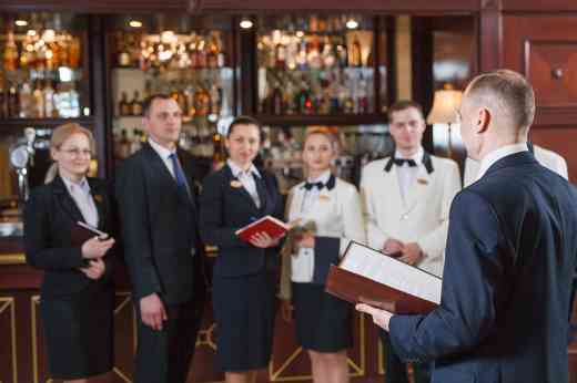 © Andrey - stock.adobe.com Hotelpersonal